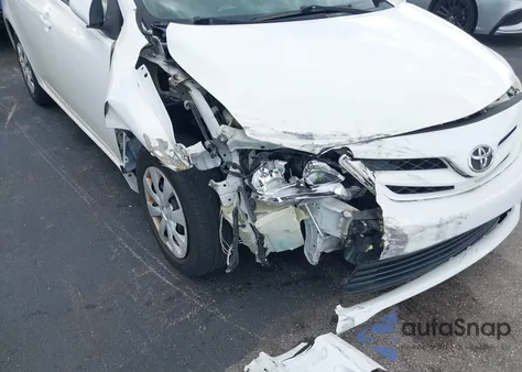 2013 Toyota Corolla L z USA, uszkodzony, nr VIN 5YFBU4EE8DP143556